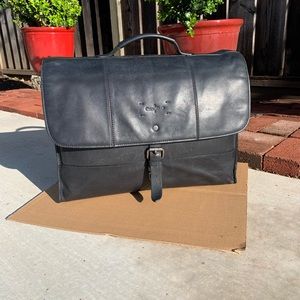 Cole Hann Black Leather Messenger Bag/Briefcase